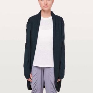 Lululemon Transformation Wrap Nocturnal Teal 12